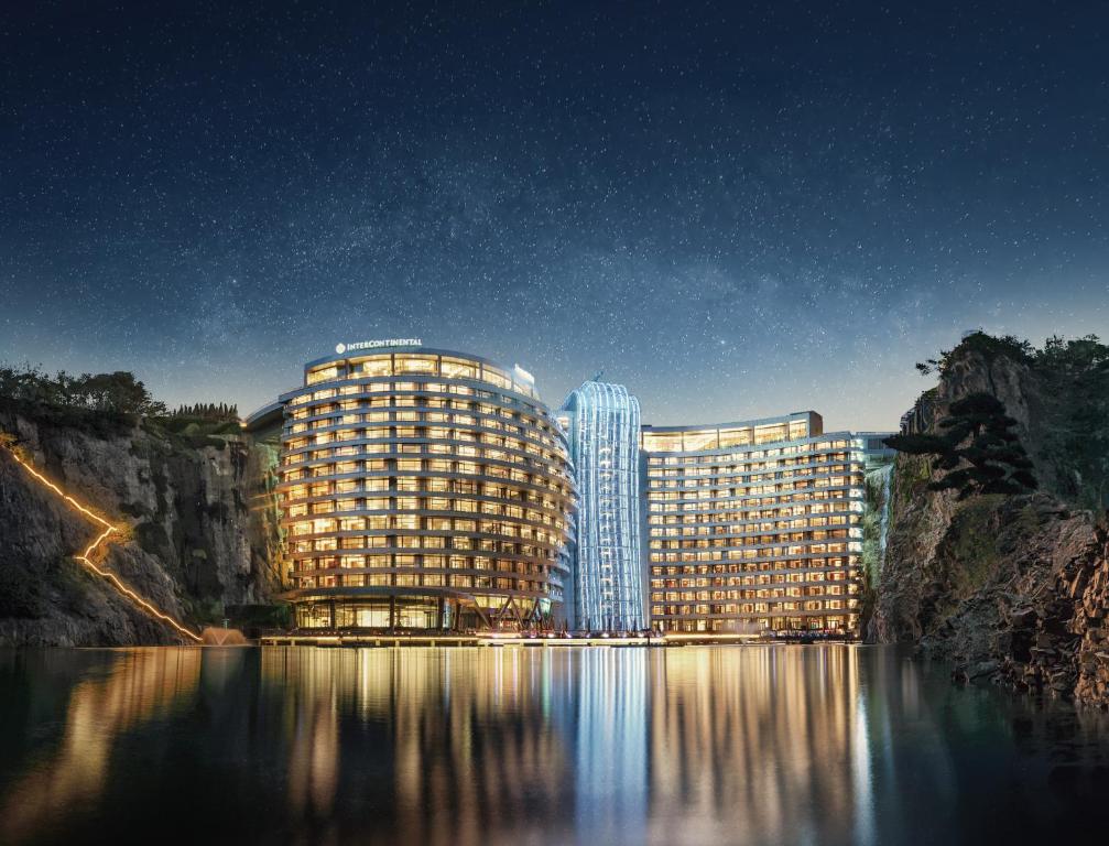 Ekstravagantna odredišta za odmor Intercontinental Shanghai Wonderland