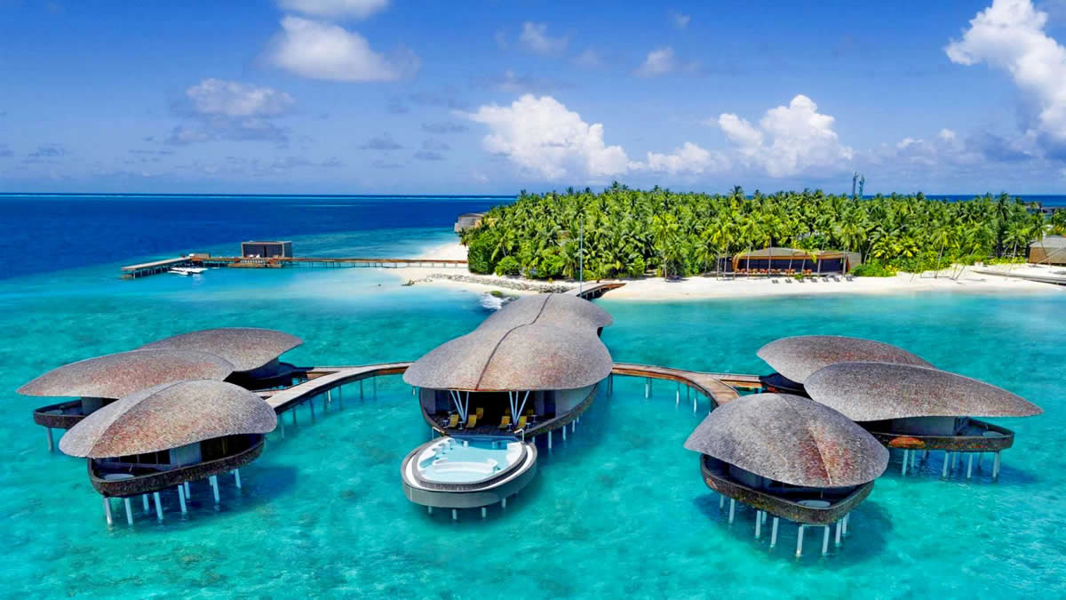 Luksuzni odmor na Maldivima St Regis Maldives Vommuli